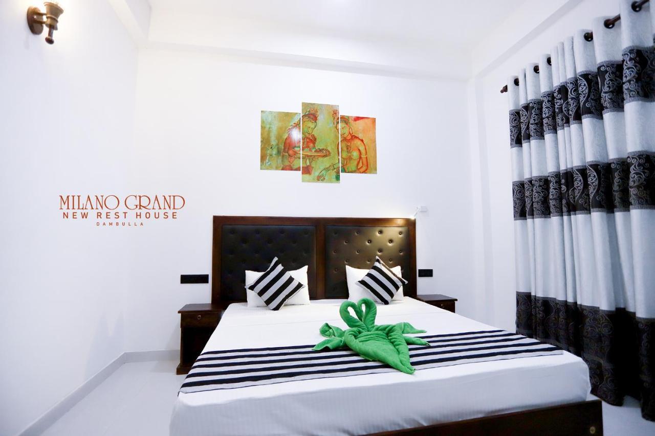 Hotel Milano Grand à Dambulla Extérieur photo